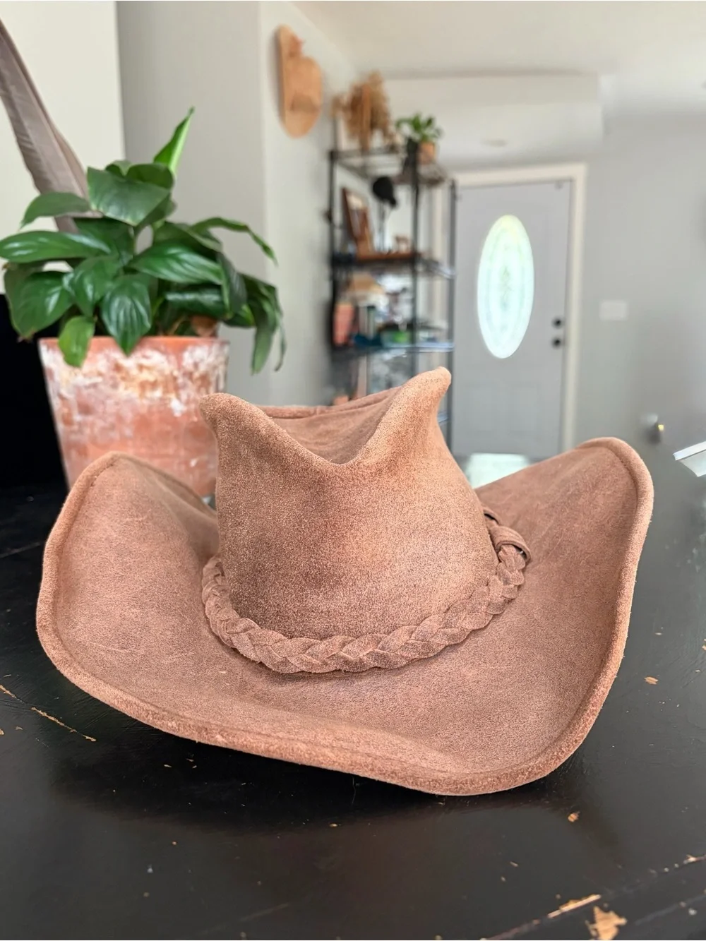 Minnetonka Outback Suede Leather Hat in Brown